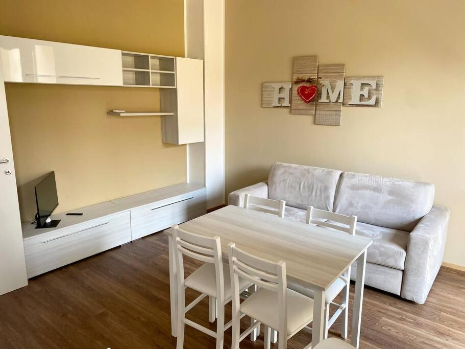 Apartamento Casa Eugenia Varese Exterior foto