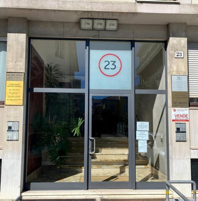 Apartamento Casa Eugenia Varese Exterior foto