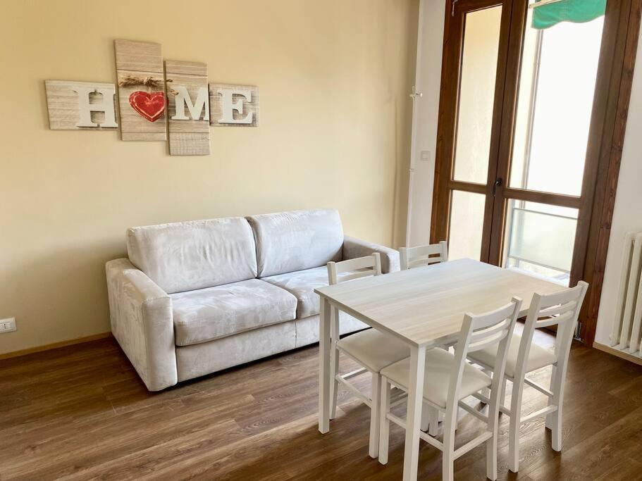 Apartamento Casa Eugenia Varese Exterior foto
